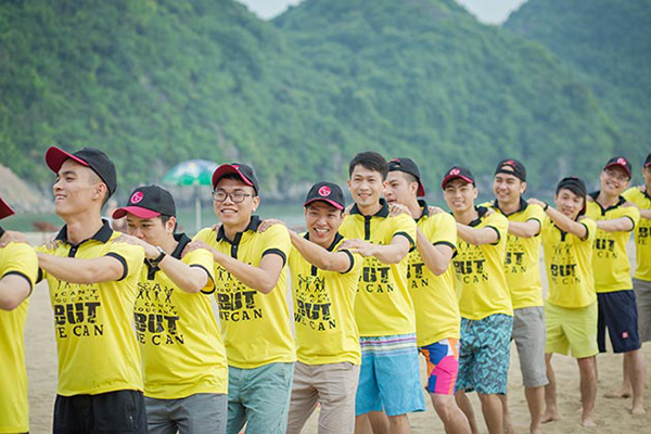 Áo đồng phục teambuilding, nhóm đẹp độc chất