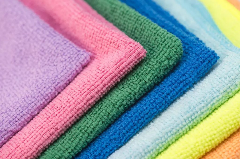 Ứng dụng vải microfiber trong đời sống