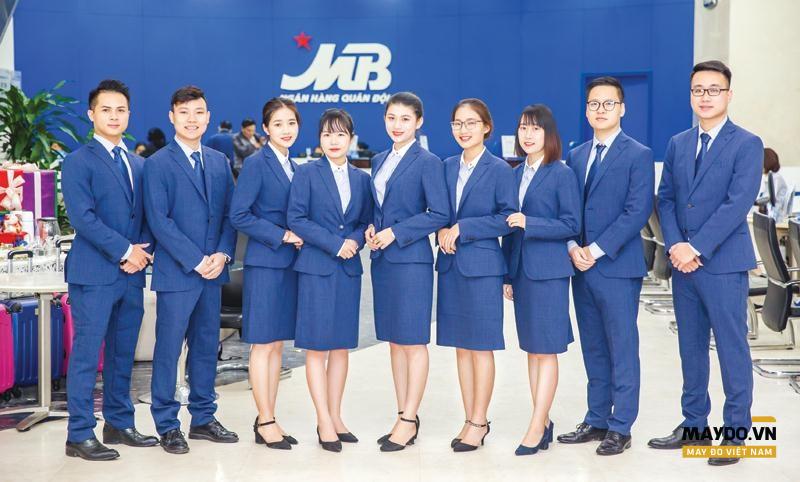8. Đồng phục ngân hàng MB